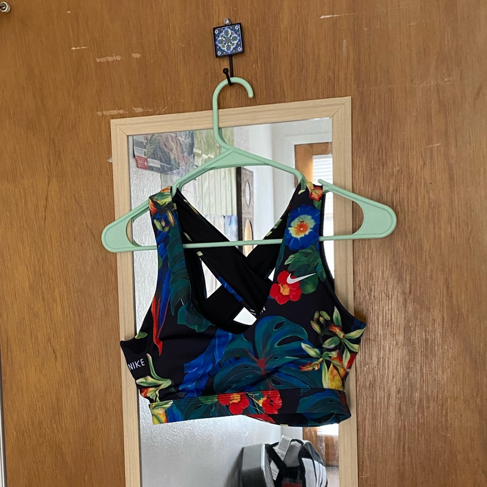 Tropical strappy nike sports bra